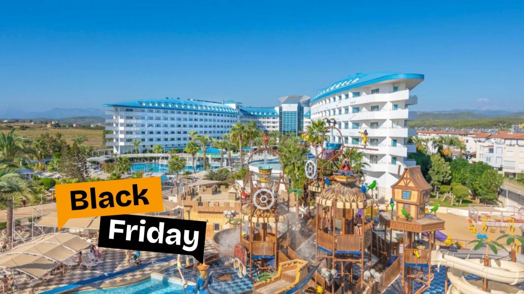 CRYSTAL ADMIRAL RESORT